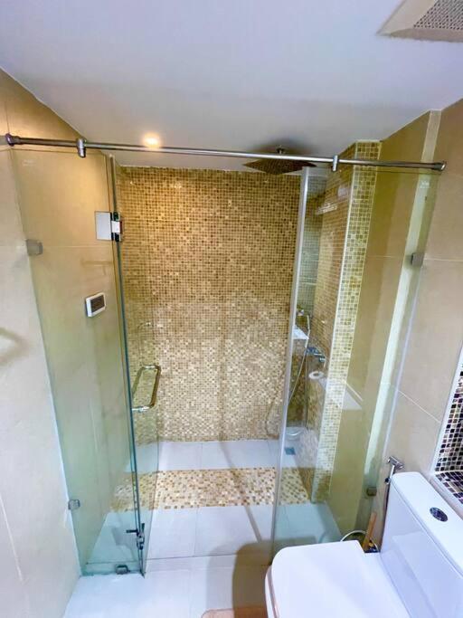 60Sqm Luxury 1 Bed - Pattaya City Centre - Centara Avenue Residences - 704 Kültér fotó